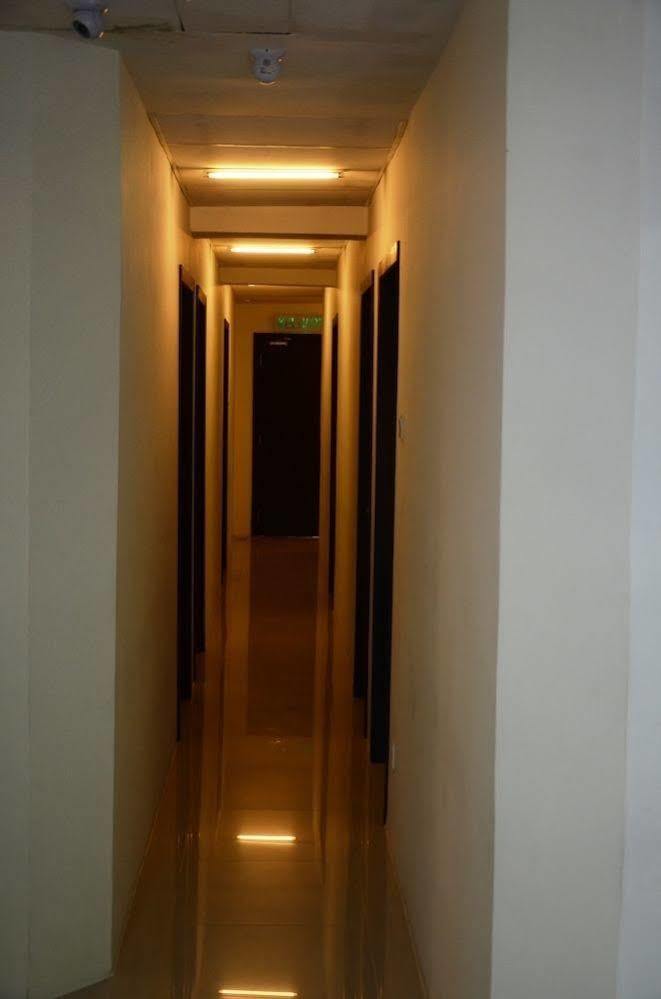Aura Hotel Kuala Lumpur Exteriör bild